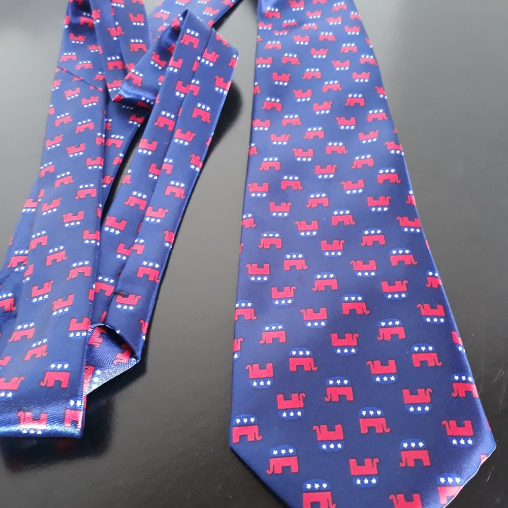 Parquet Republican‎ Logo Tie